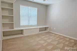 17224 Cambridge Woods Ct, Charlotte, NC 28277 - Photo 15