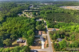 104 Trellis Ln, Troutman, NC 28166 - Photo 29