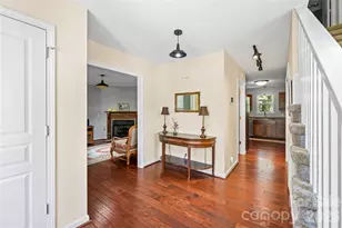 27 Sunview Cir, Arden, NC 28704 - Photo 3