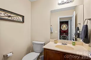27 Sunview Cir, Arden, NC 28704 - Photo 11