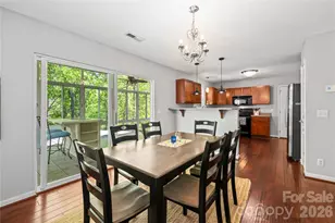 27 Sunview Cir, Arden, NC 28704 - Photo 7