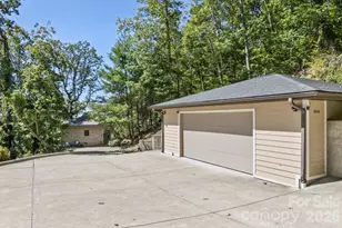 212 Chestnut Frst Rd, Fairview, NC 28730 - Photo 37