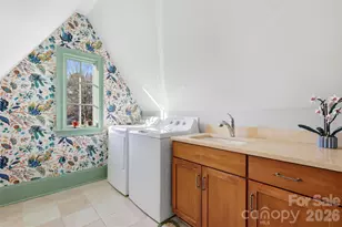 400 Hunter Ln, Charlotte, NC 28211 - Photo 25