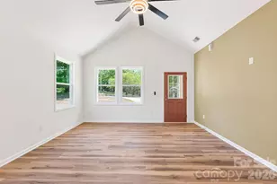 2016 Willis Dr, Shelby, NC 28152 - Photo 9