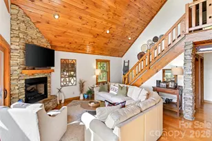 965 Grandview Peaks Dr, Nebo, NC 28761 - Photo 9