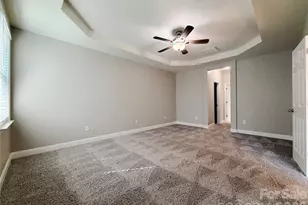 10313 Woodview Cir, Charlotte, NC 28277 - Photo 17