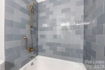 5711 Oak Drive, Charlotte, NC 28216 - Photo 15