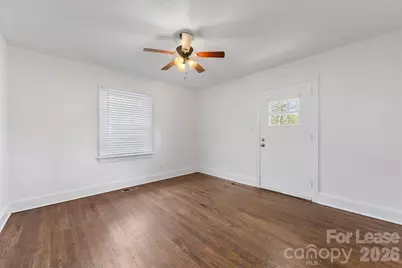 5711 Oak Drive, Charlotte, NC 28216 - Photo 5