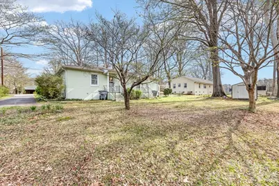 5711 Oak Drive, Charlotte, NC 28216 - Photo 21