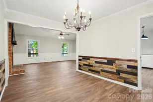 8100 Barncliff Rd, Charlotte, NC 28227 - Photo 9