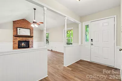 8100 Barncliff Road, Charlotte, NC 28227 - Photo 17
