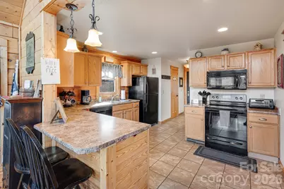 121 Scenic Wolf Drive, Mars Hill, NC 28754 - Photo 11