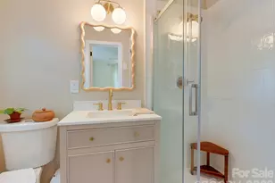 3228 Wicklow Pl, Charlotte, NC 28205 - Photo 25