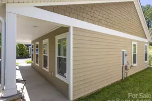 128 Lower Grassy Branch Rd, Asheville, NC 28805 - Photo 19