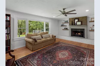304 Wood Dale Drive, Hendersonville, NC 28791 - Photo 19