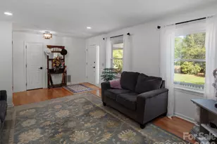 304 Wood Dale Dr, Hendersonville, NC 28791 - Photo 11