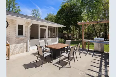 304 Wood Dale Drive, Hendersonville, NC 28791 - Photo 43