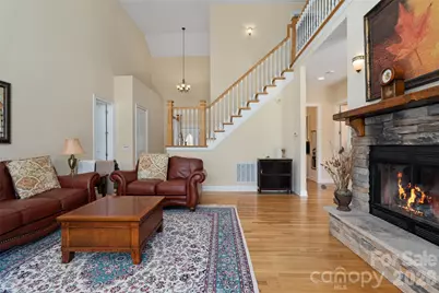 1033 Presidential Drive, Waynesville, NC 28786 - Photo 15