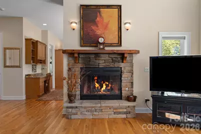 1033 Presidential Drive, Waynesville, NC 28786 - Photo 17
