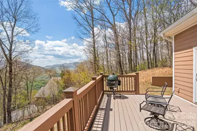 1033 Presidential Drive, Waynesville, NC 28786 - Photo 3