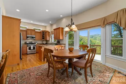 1033 Presidential Drive, Waynesville, NC 28786 - Photo 7
