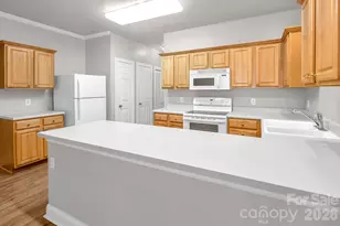 21232 Hickory St, Cornelius, NC 28031 - Photo 19