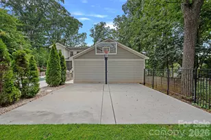 4316 Tangle Dr, Charlotte, NC 28211 - Photo 39