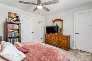 5042 Summer Surprise Ln, Charlotte, NC 28215 - Photo 29