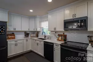 1529 Home Trail, Lincolnton, NC 28092 - Photo 7