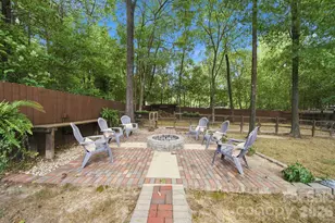 4515 Lindsay Ln, Matthews, NC 28105 - Photo 15