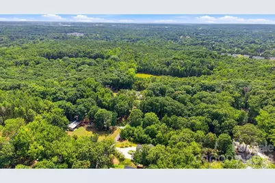 4515 Lindsay Lane, Matthews, NC 28105 - Photo 3