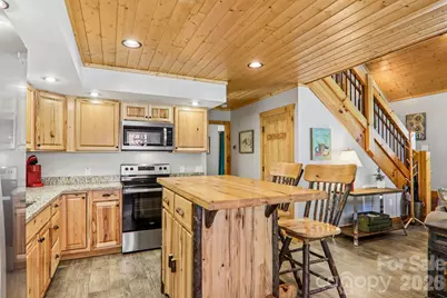 589 Panoramic Loop, Maggie Valley, NC 28751 - Photo 5
