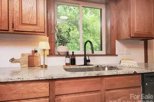 182 Calvin St, Troutman, NC 28166 - Photo 9