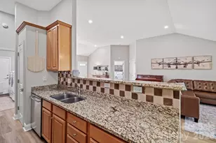 82 Grove End Rd, Fletcher, NC 28732 - Photo 9