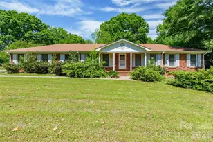 2506 Colebrook Dr, Rock Hill, SC 29732 - Photo 3