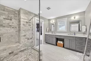 1413 Lomax Ave, Charlotte, NC 28211 - Photo 27