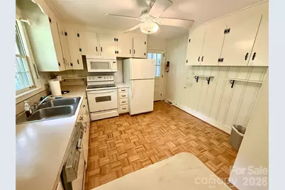 821 Burnley Road, Charlotte, NC 28210 - Photo 13