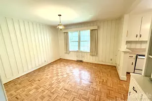 821 Burnley Rd, Charlotte, NC 28210 - Photo 11