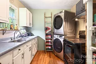 190 Shope Crk Rd, Asheville, NC 28805 - Photo 11