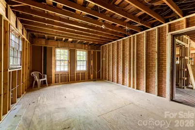 8315 Westbourne Drive, Charlotte, NC 28216 - Photo 5