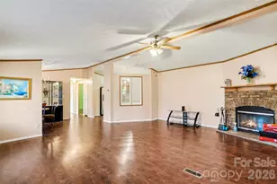 2009 Rocky Creek Ln, Dallas, NC 28034 - Photo 5