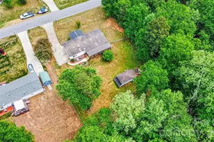 2009 Rocky Creek Ln, Dallas, NC 28034 - Photo 33
