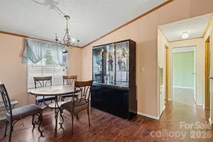 2009 Rocky Creek Ln, Dallas, NC 28034 - Photo 7