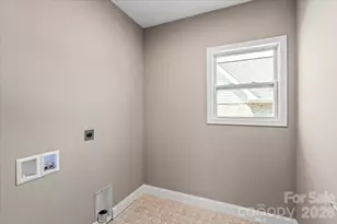 1033 12th Ave Dr NW, Hickory, NC 28601 - Photo 35