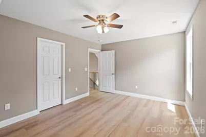 1033 12th Avenue Drive NW, Hickory, NC 28601 - Photo 19