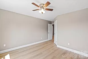 1033 12th Ave Dr NW, Hickory, NC 28601 - Photo 21