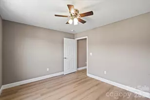 1033 12th Ave Dr NW, Hickory, NC 28601 - Photo 23