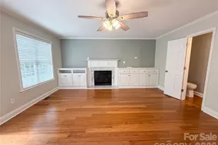319 Beacon Hills Dr, Gastonia, NC 28056 - Photo 3