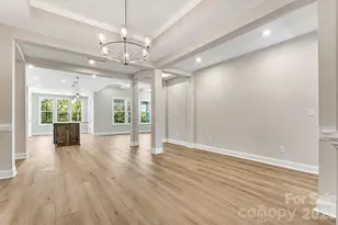 13320 Cozy Ct, Charlotte, NC 28215 - Photo 15