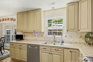 13333 Kintyre Ct, Matthews, NC 28105 - Photo 7